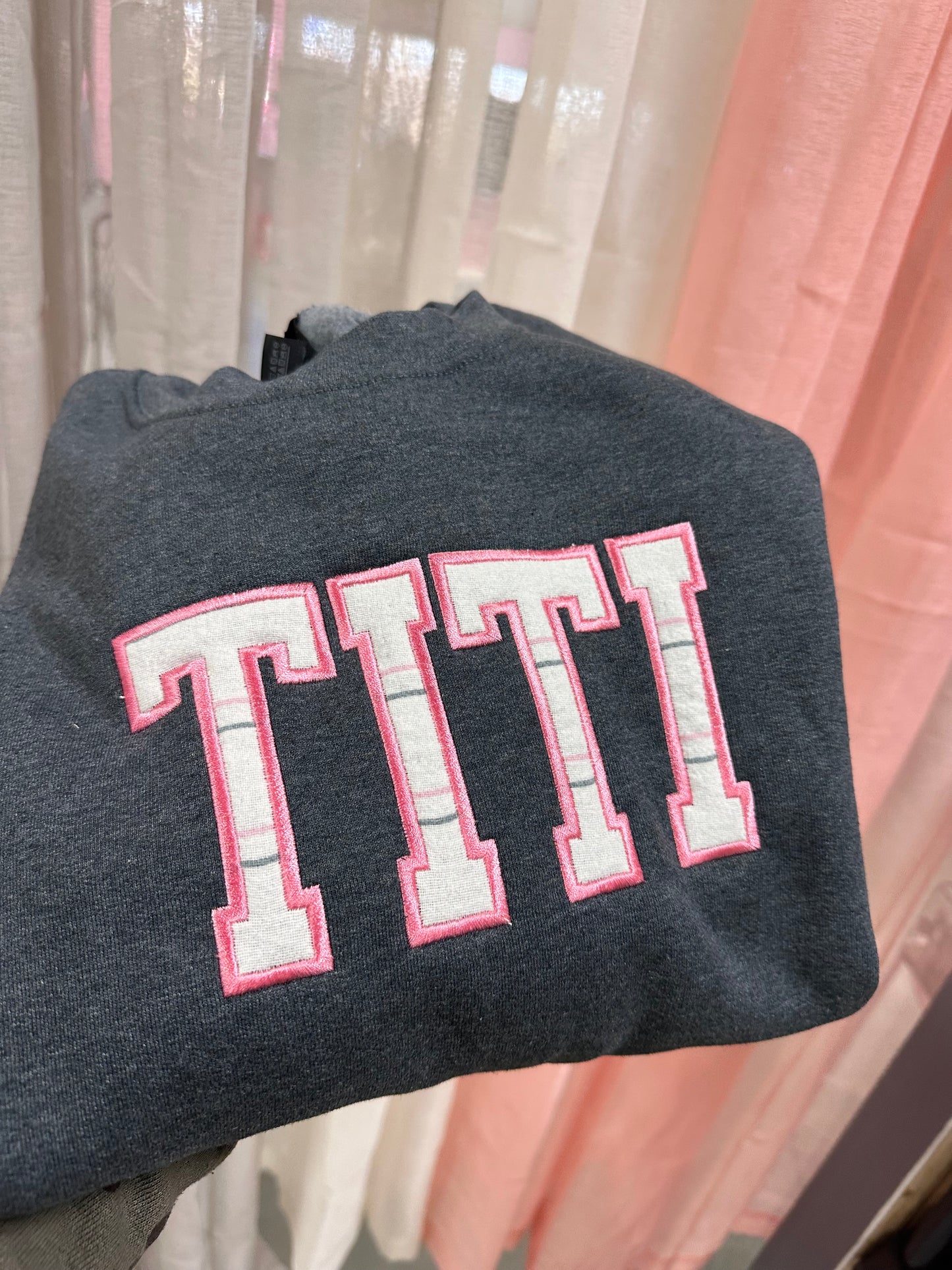 Mama Custom Sleeper/Onsie Appliqué Crewneck