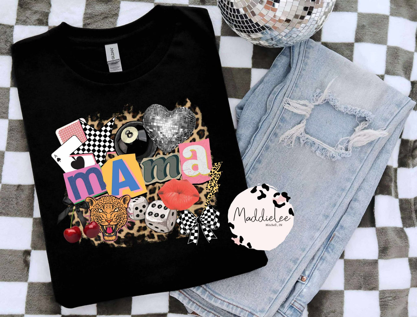 Vibing Mama Tee - Crew