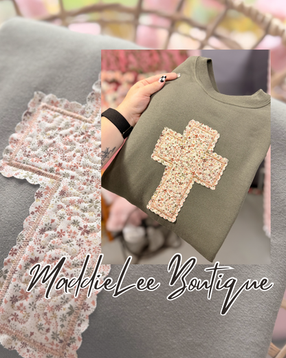 Quilted cross WITH/ scalloped edges EMB crew